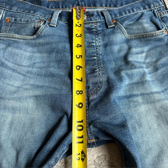 Levi’s 501 Button Fly Worn Distressed Color No Rips Or Holes‎ Classic 32x32 - Picture 6 of 9